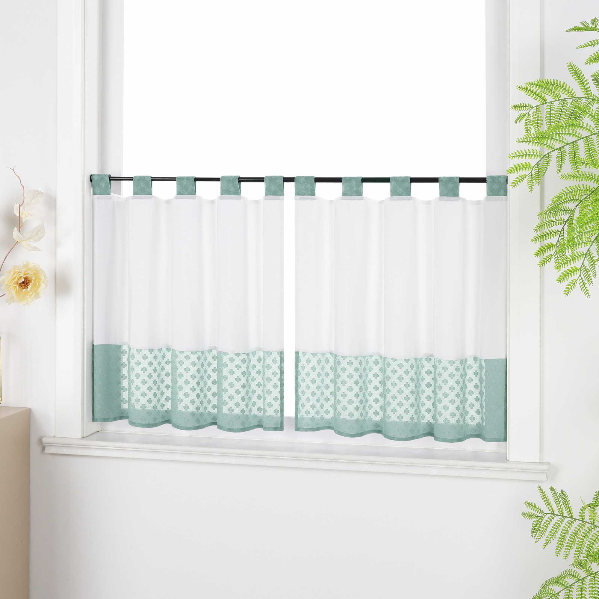 Wie Cafévorhänge kleinen Räumen Charme und Leichtigkeit verleihen